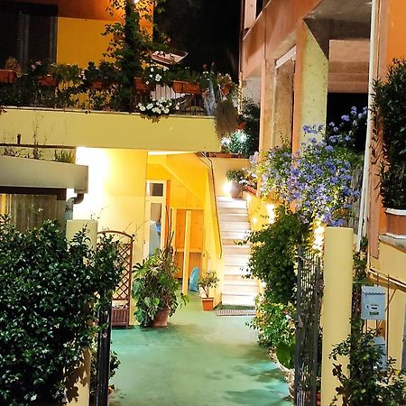 Elisa E Carla House Beautiful Apartments On The Cassia Rome Buitenkant foto